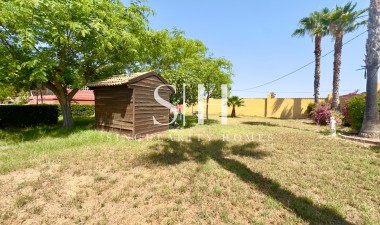 Resale - Villa - Dolores