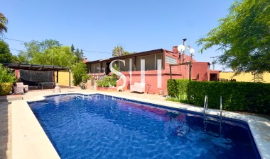 Resale - Villa - Dolores