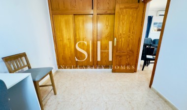 Resale - Villa - Orihuela Costa - Campoamor