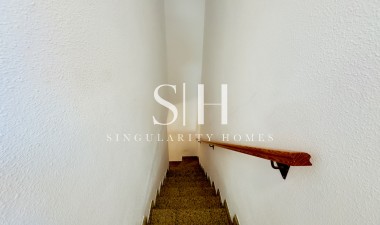 Resale - Villa - Orihuela Costa - Campoamor