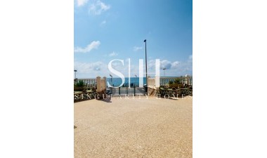 Resale - Apartment / flat - Torrevieja - Playa de los Locos