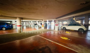 Resale - Apartment / flat - Torrevieja - Playa de los Locos