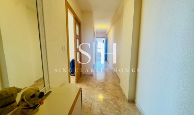 Resale - Apartment / flat - Torrevieja - Playa de los Locos