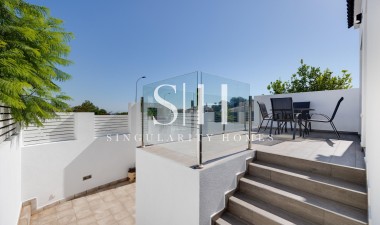 Resale - Villa - Torrevieja - aguas nuevas