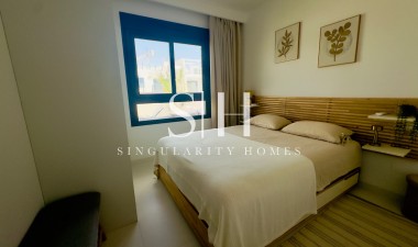 Resale - Apartment / flat - San Miguel de Salinas