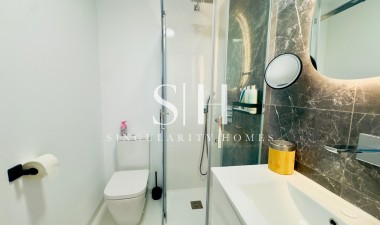 Resale - Apartment / flat - San Miguel de Salinas