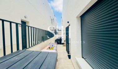 Resale - Apartment / flat - San Miguel de Salinas