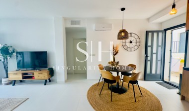 Resale - Apartment / flat - San Miguel de Salinas
