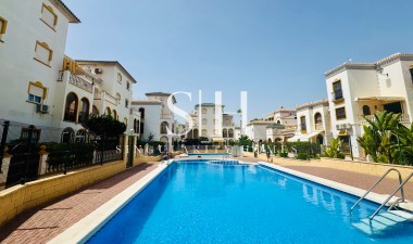 Перепродажа - Квартира / квартира - Torrevieja - La Mata