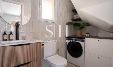 Wiederverkauf - Villa - Orihuela Costa - Los Almendros-la Florida