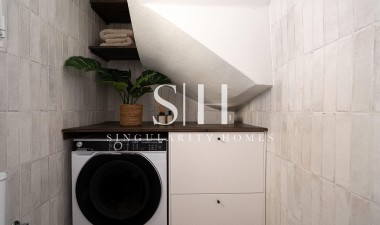 Wiederverkauf - Villa - Orihuela Costa - Los Almendros-la Florida