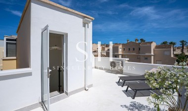 Wiederverkauf - Villa - Orihuela Costa - Los Almendros-la Florida