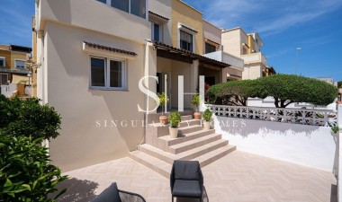 Wiederverkauf - Villa - Orihuela Costa - Los Almendros-la Florida