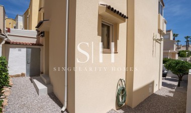 Wiederverkauf - Villa - Orihuela Costa - Los Almendros-la Florida