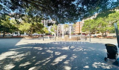 Resale - Apartment / flat - Torrevieja - Torrevieja*