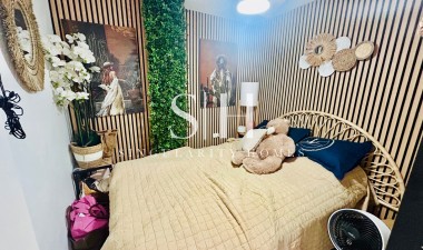 Resale - Apartment / flat - Torrevieja - Torrevieja*