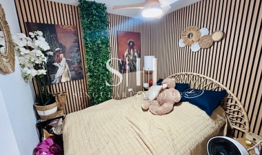 Resale - Apartment / flat - Torrevieja - Torrevieja*