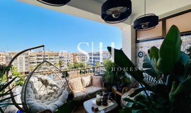 Resale - Apartment / flat - Torrevieja - Torrevieja*