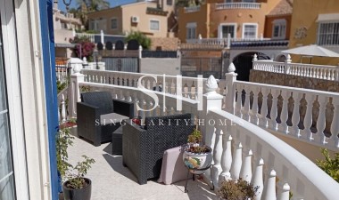 Перепродажа - Villa - Villamartin - Costa Blanca