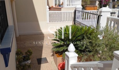 Перепродажа - Villa - Villamartin - Costa Blanca