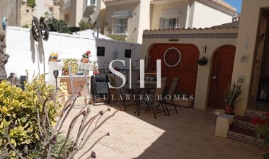 Перепродажа - Villa - Villamartin - Costa Blanca