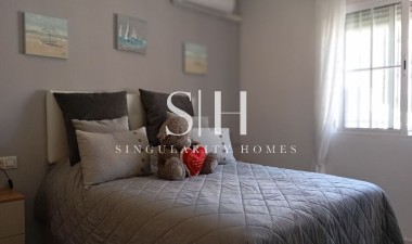 Перепродажа - Villa - Villamartin - Costa Blanca