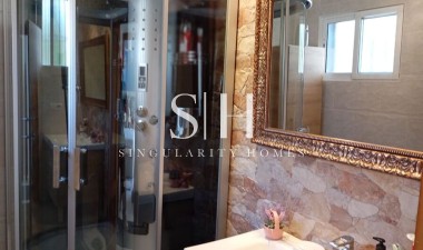 Перепродажа - Villa - Villamartin - Costa Blanca