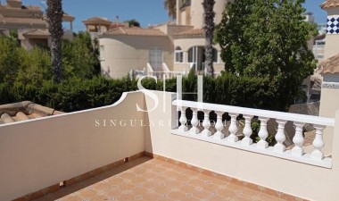 Перепродажа - Villa - Villamartin - Costa Blanca