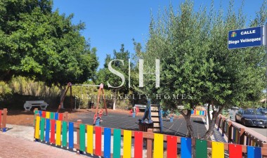 Перепродажа - Casa - Orihuela Costa - Playa Flamenca