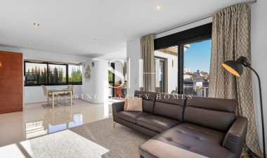 Wiederverkauf - Villa - Orihuela Costa - La Zenia