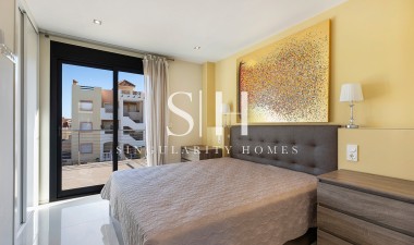 Wiederverkauf - Villa - Orihuela Costa - La Zenia