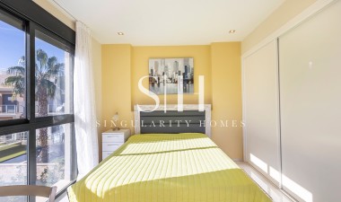 Wiederverkauf - Villa - Orihuela Costa - La Zenia