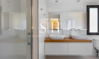 Wiederverkauf - Villa - Orihuela Costa - La Zenia