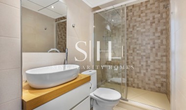 Wiederverkauf - Villa - Orihuela Costa - La Zenia