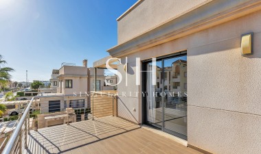 Wiederverkauf - Villa - Orihuela Costa - La Zenia