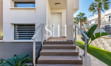 Wiederverkauf - Villa - Orihuela Costa - La Zenia