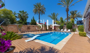 Herverkoop - Villa - Orihuela Costa - Punta Prima