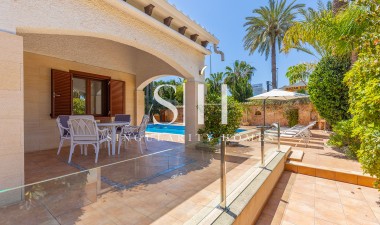 Herverkoop - Villa - Orihuela Costa - Punta Prima