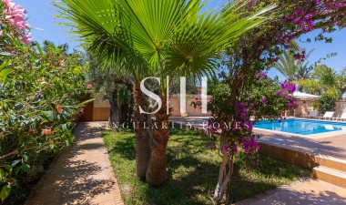 Herverkoop - Villa - Orihuela Costa - Punta Prima