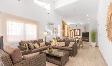 Herverkoop - Villa - Orihuela Costa - Punta Prima