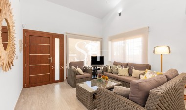 Herverkoop - Villa - Orihuela Costa - Punta Prima