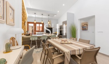 Herverkoop - Villa - Orihuela Costa - Punta Prima