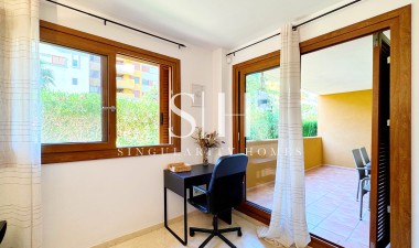 Перепродажа - Квартира / квартира - Torrevieja - Punta prima