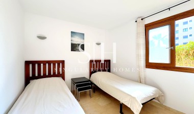 Перепродажа - Квартира / квартира - Torrevieja - Punta prima