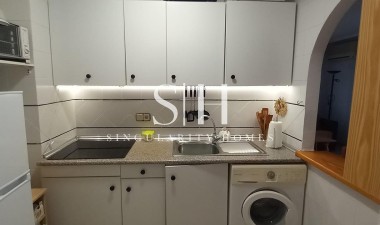 Återförsäljning - Lägenhet / lägenhet - Torrevieja - El Acequión - Los Náufragos