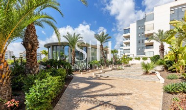 Wiederverkauf - Wohnung - Orihuela Costa - Villamartín