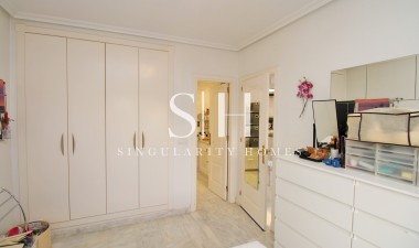 Resale - Apartment / flat - Villamartin - PAU 8