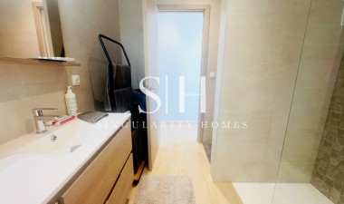 Перепродажа - Villa - Torrevieja - La Siesta - El Salado -  Torreta