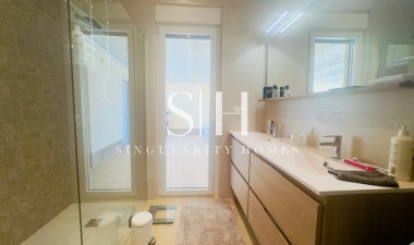 Перепродажа - Villa - Torrevieja - La Siesta - El Salado -  Torreta