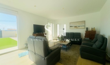 Перепродажа - Villa - Torrevieja - La Siesta - El Salado -  Torreta